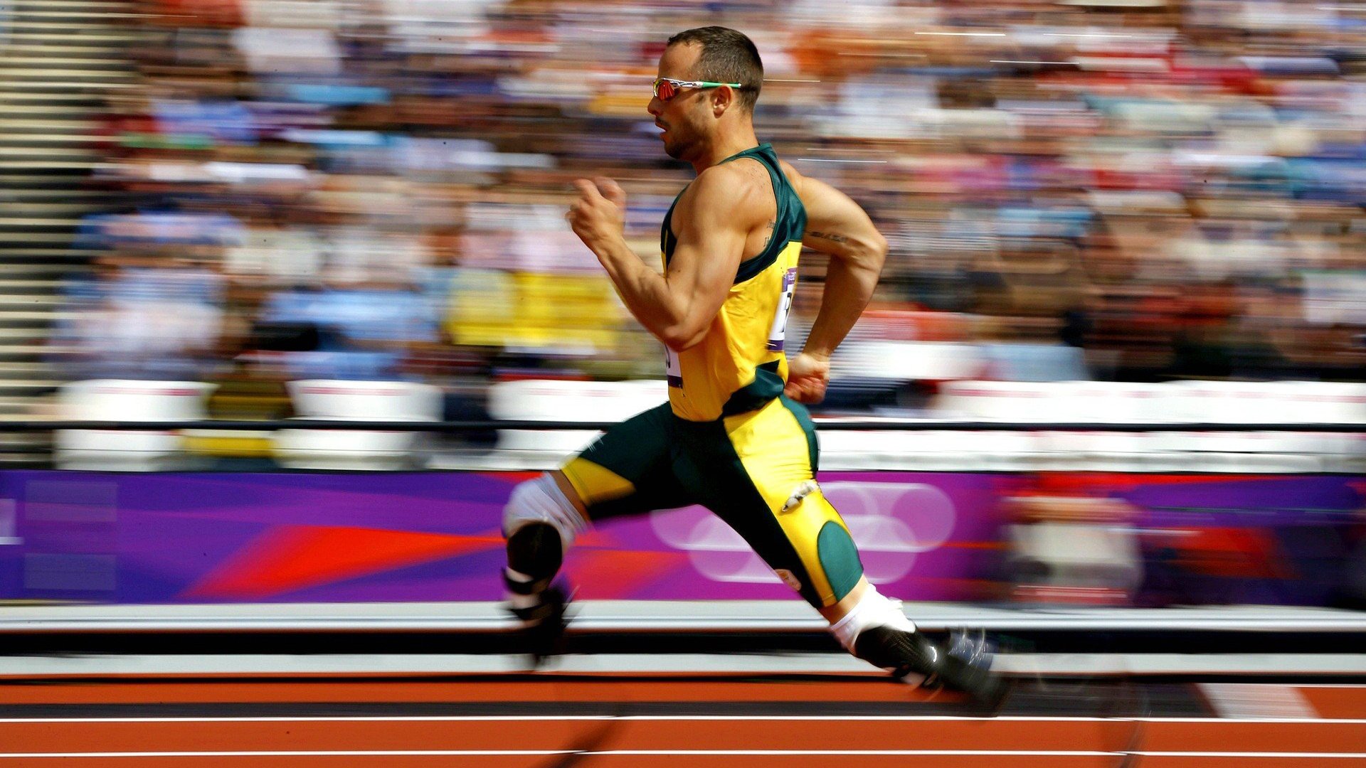 德甲火速反攻：瞬间突破敌阵引爆全场，德甲防守