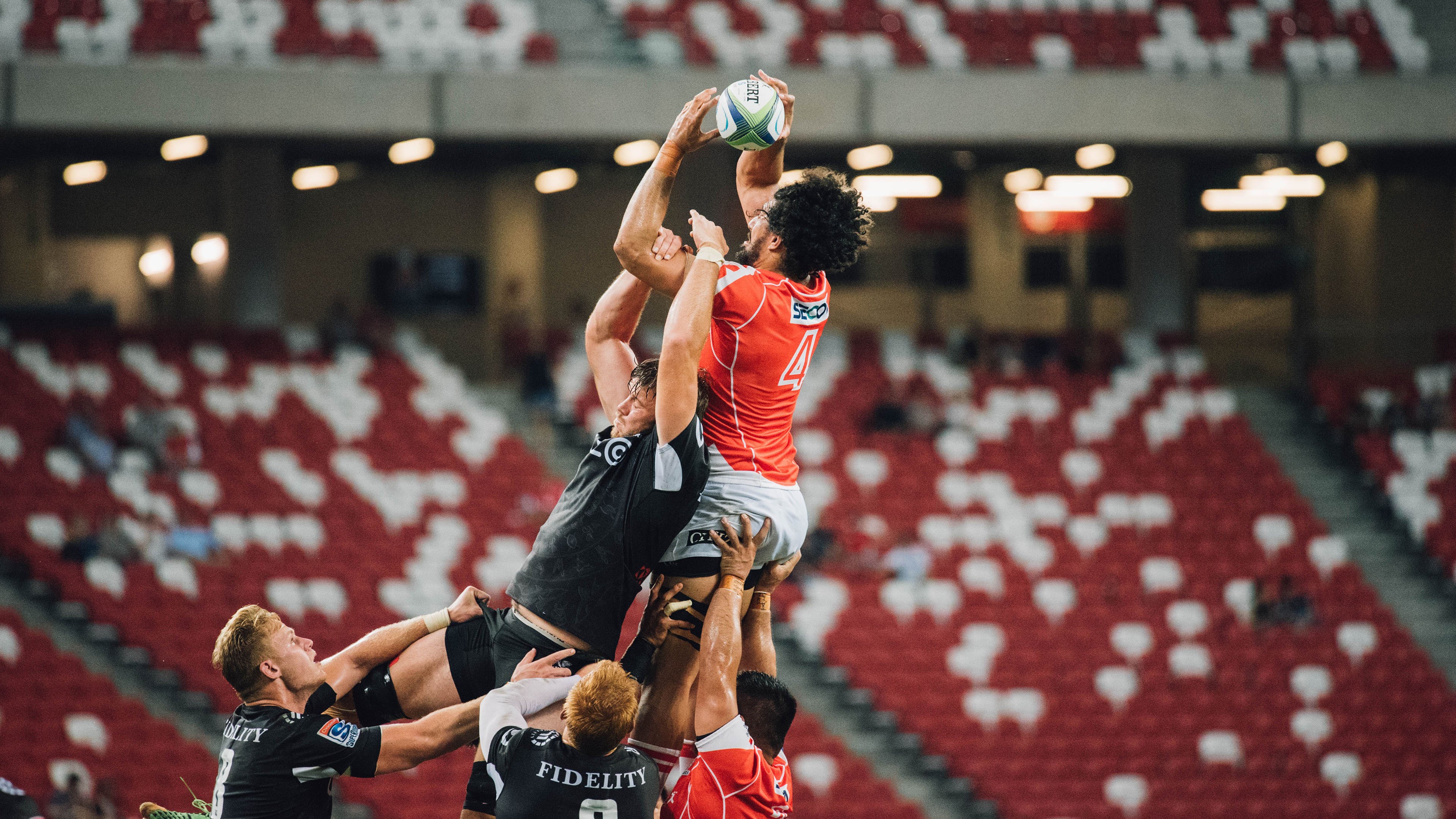 混合泳个人赛吉尔吉斯斯坦选手全面挑战,吉尔吉斯斯坦运动员