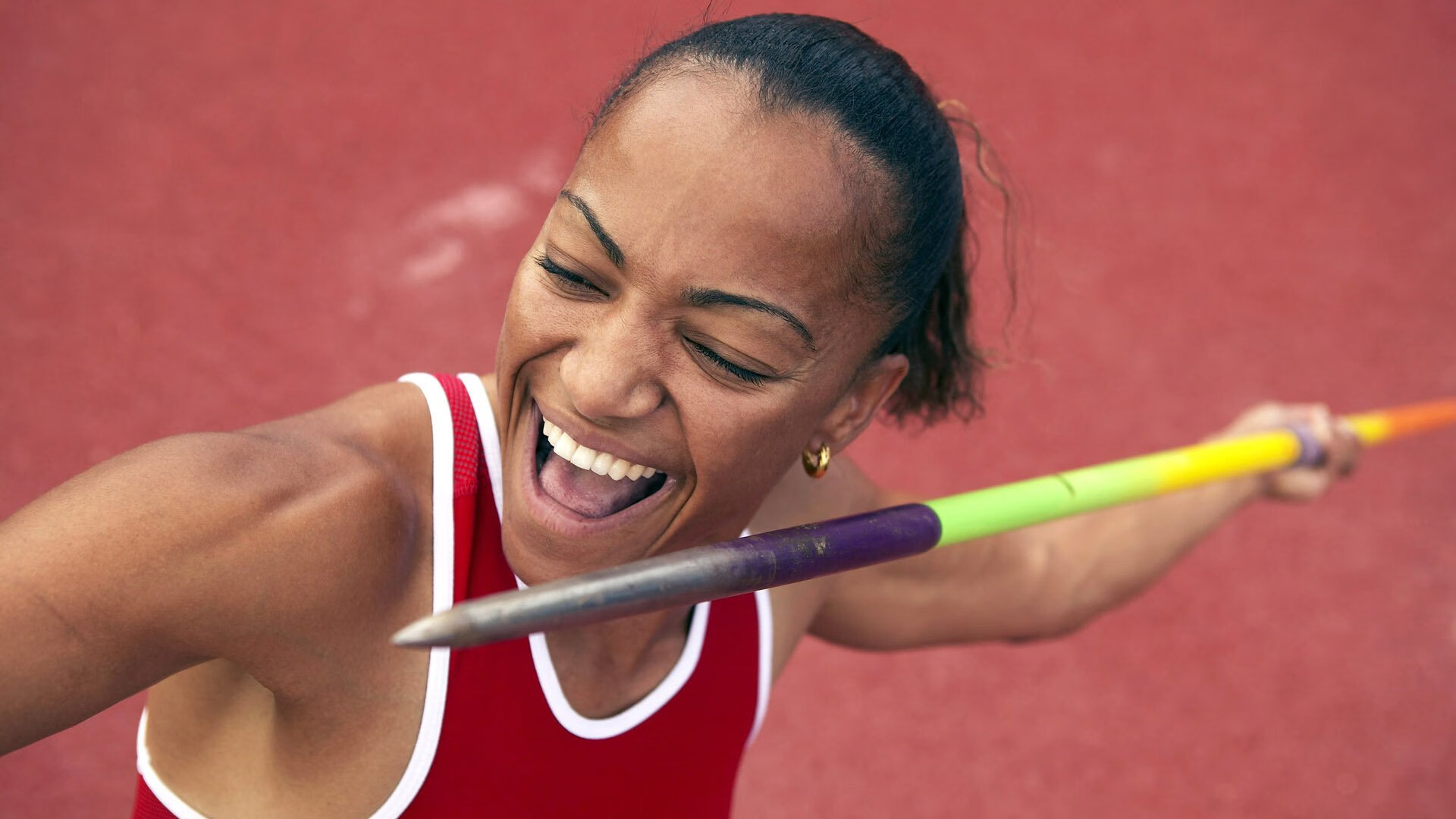 蝶泳节奏流畅中立代表队A稳步晋级，蝶泳国家队